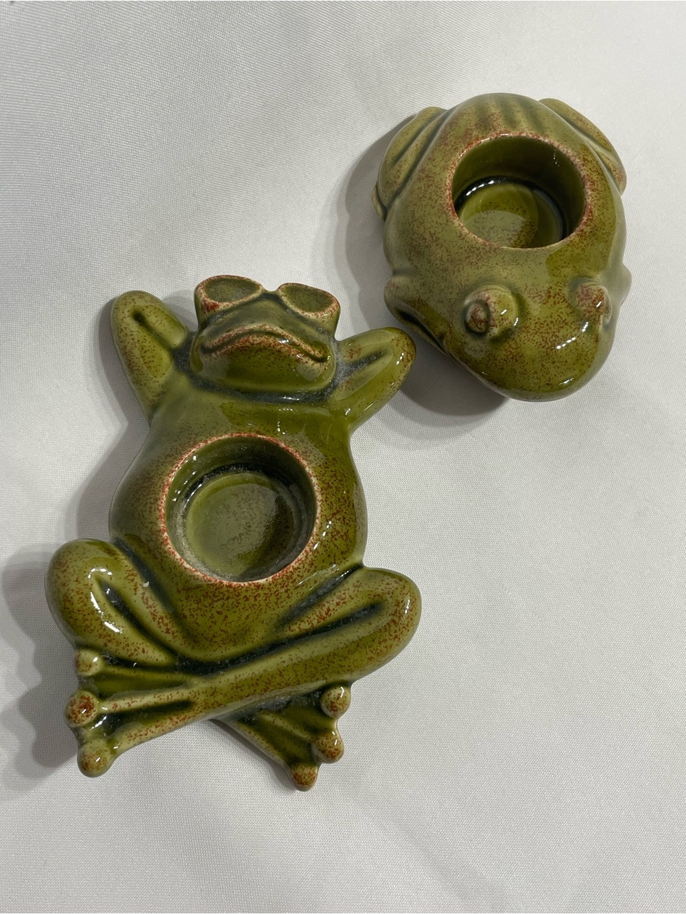 Retired PartyLite "Lazy Frog" tea light/votive candle holders set Like New!